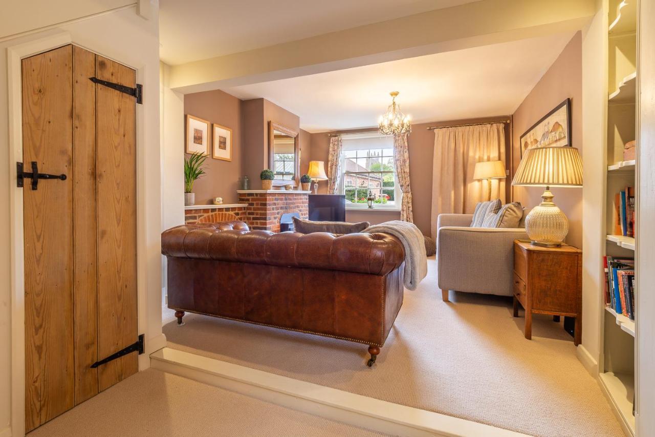 Immaculate Luxury Retreat In Pretty Village With Great Pubs - Box Valley Cottage Stoke by Nayland Eksteriør bilde