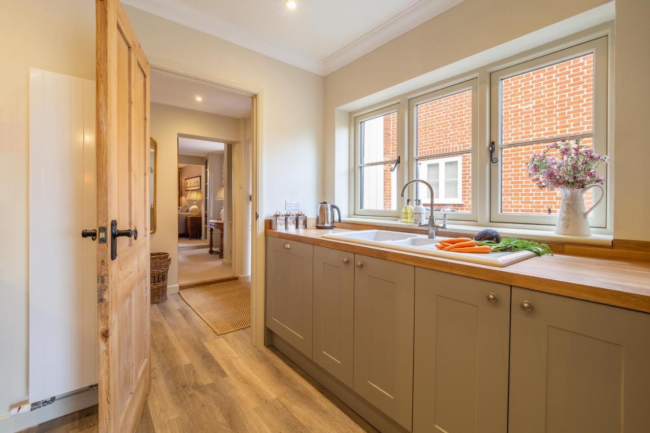 Immaculate Luxury Retreat In Pretty Village With Great Pubs - Box Valley Cottage Stoke by Nayland Eksteriør bilde