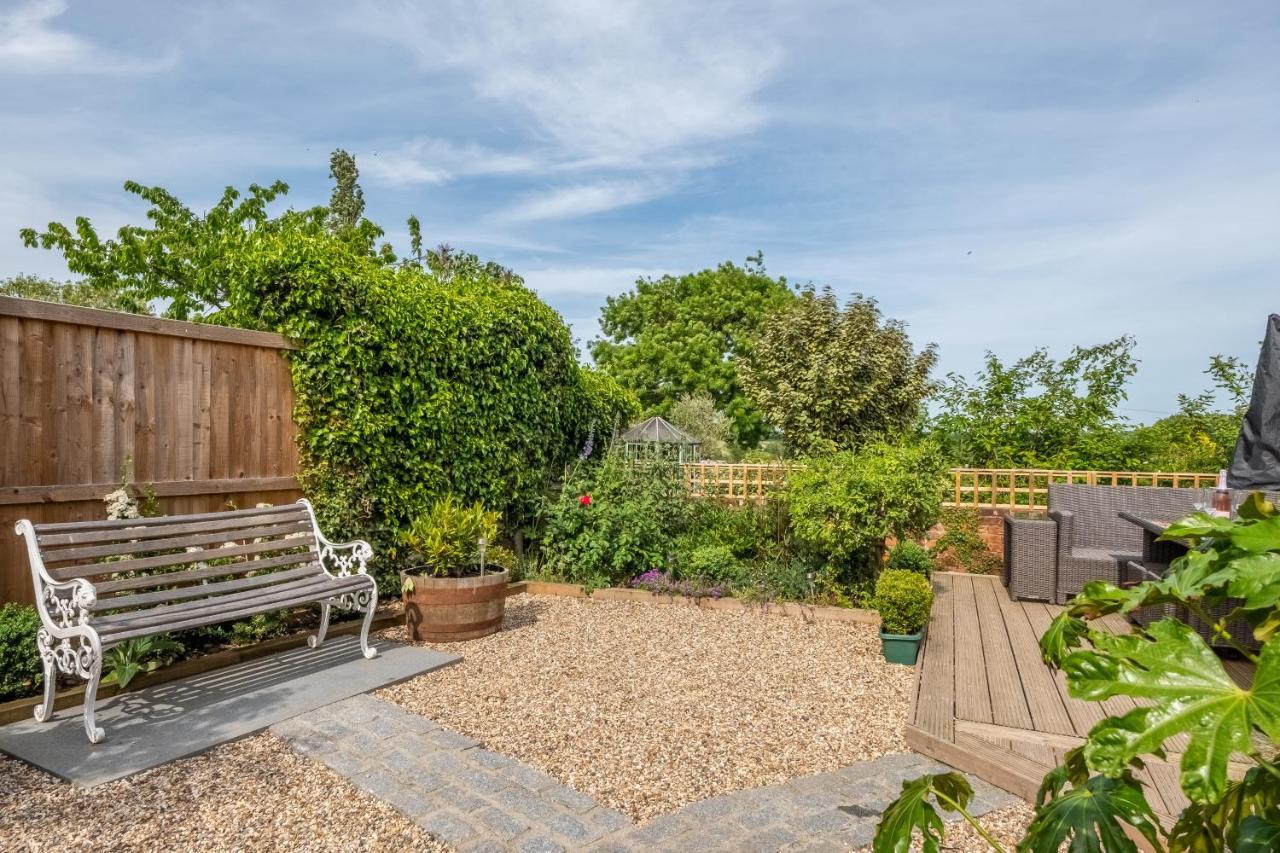 Immaculate Luxury Retreat In Pretty Village With Great Pubs - Box Valley Cottage Stoke by Nayland Eksteriør bilde
